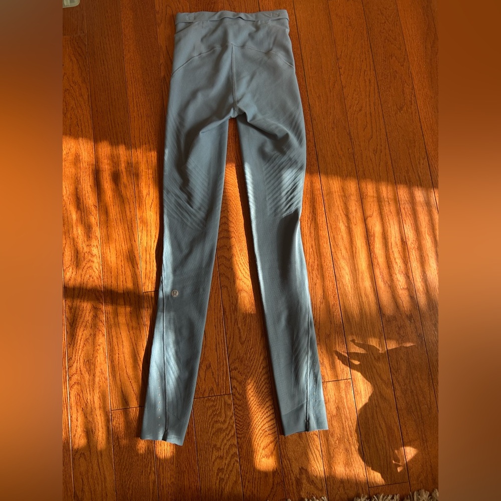 lululemon athletica Light Blue Leggings - Picture 2 of 2